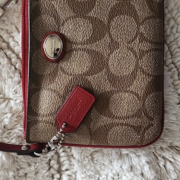 Coach Wristlet - Picture 4 of 5
